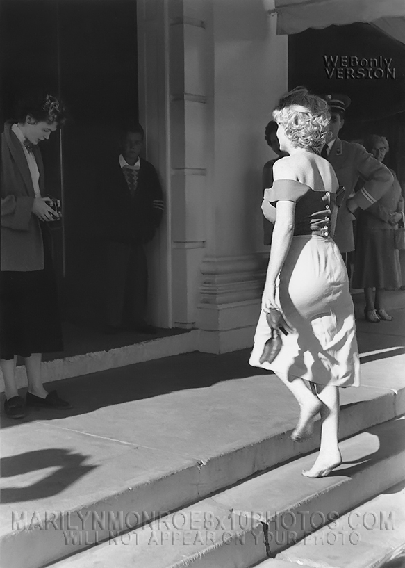 MARILYN MONROE OFFSET NiAGARA FALLS (2) RARE 8x10 PHOTOS 