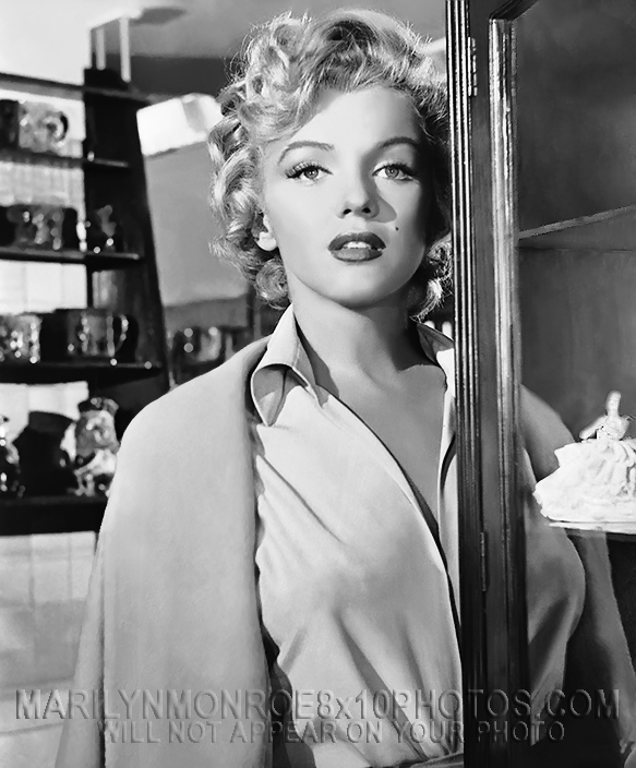 MARILYN MONROE ONSET in GIFT STORE(1) RARE 8x10 PHOTO