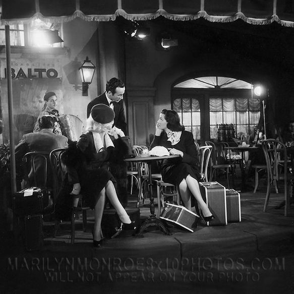 MARILYN MONROE ONSET with JANERUSSELL (3) RARE 8x10 PHOTOS