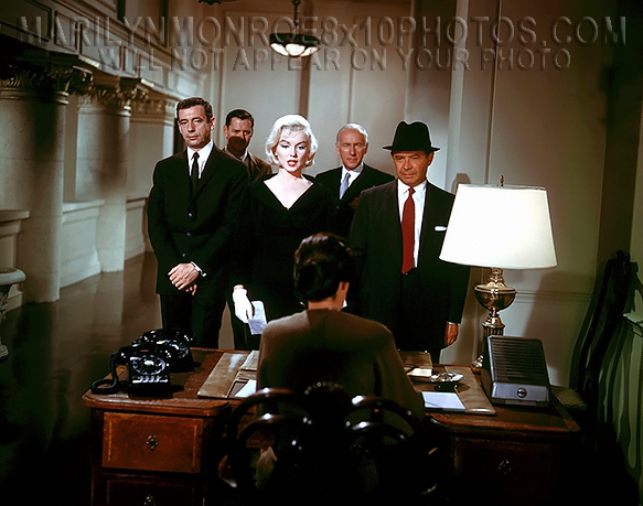 MARILYN MONROE ONTHESETOF MOVIE STILL(1) RARE 8x10 PHOTO