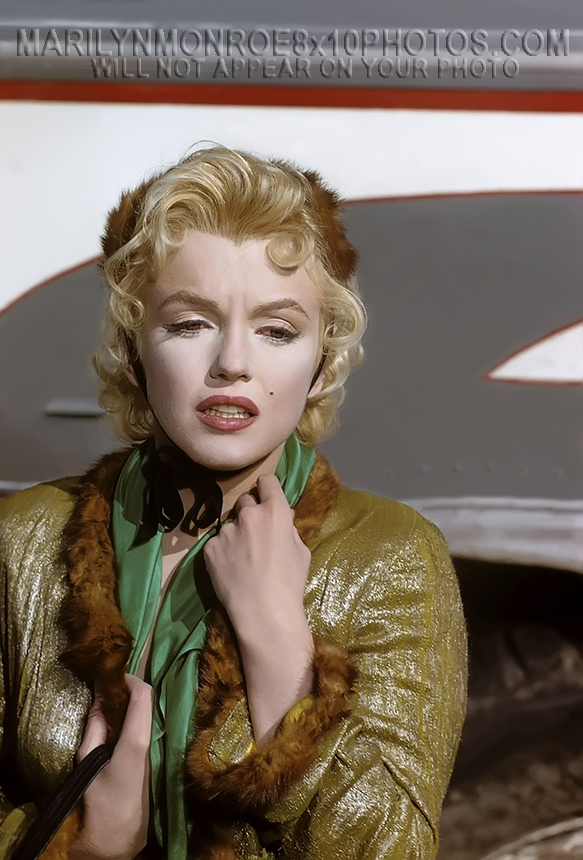 MARILYN MONROE ONTHESET of MOVIESTILL (1) RARE 8x10 PHOTO