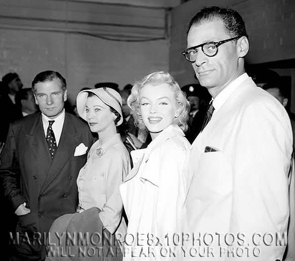 MARILYN MONROE ON THE TOWN withARTHUR (2) RARE 8x10 PHOTOS