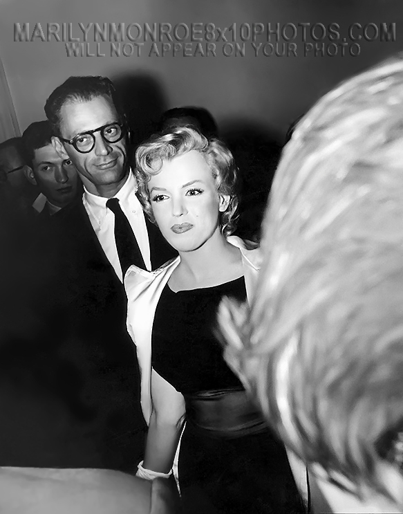 MARILYN MONROE OUT with ARTHUR(1) RARE 8x10 PHOTO