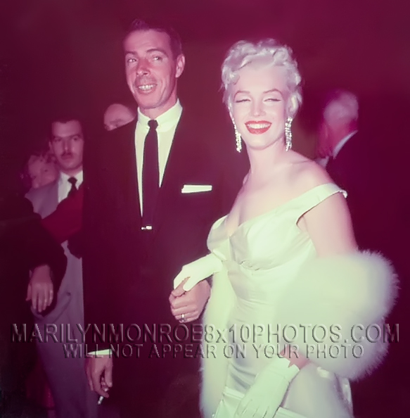 MARILYN MONROE OUT with JOE(1) RARE 8x10 PHOTO