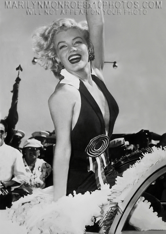 MARILYN MONROE PARADE FOR MARILYN (2) RARE 8x10 PHOTOS 