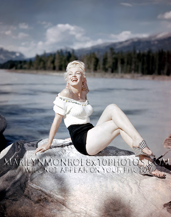 MARILYN MONROE SEXIEST LEGS ON ROCK (1) RARE 8x10 PHOTO