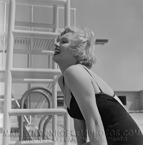 MARILYN MONROE SEXIEST POOLSIDE SHOOT (3) RARE 8x10 PHOTOS 