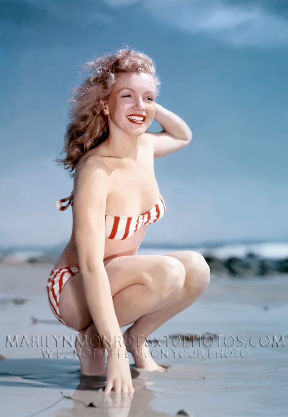 MARILYN MONROE SEXY BEACH SHOOT AT 19 (2) RARE 8x10 PHOTOS