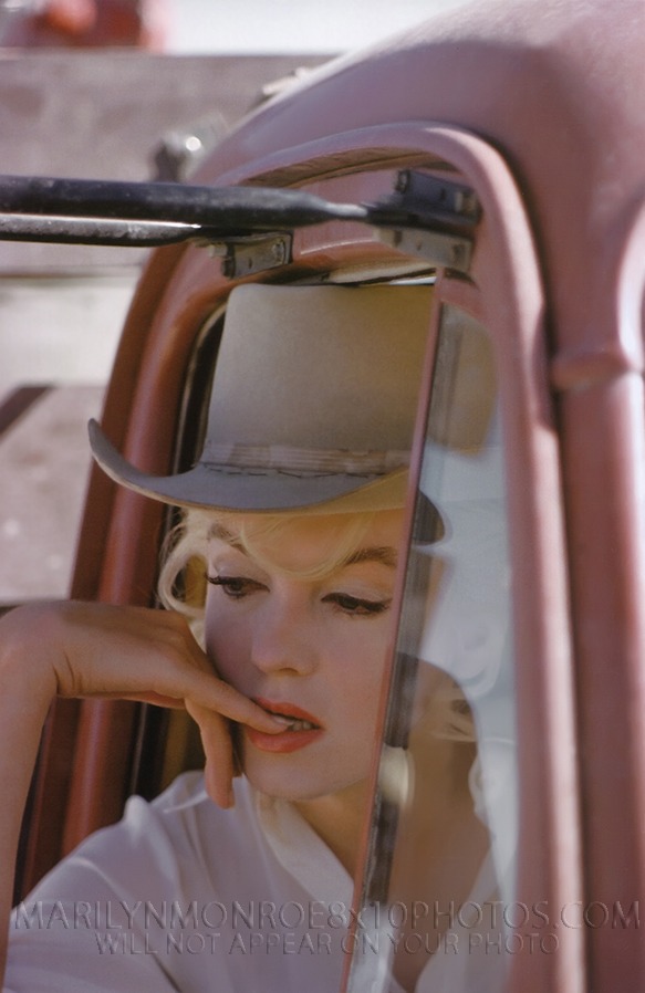 MARILYN MONROE SEXY in COWBOY HAT (2) RARE 8x10 PHOTOS