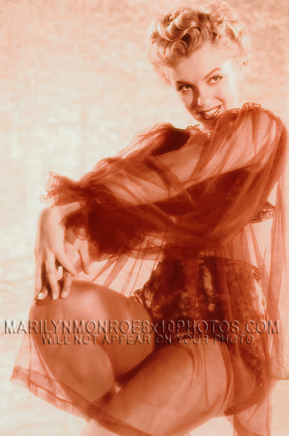 MARILYN MONROE SEXY IN LINGERIE SHOOT (2) RARE 8x10 PHOTOS 