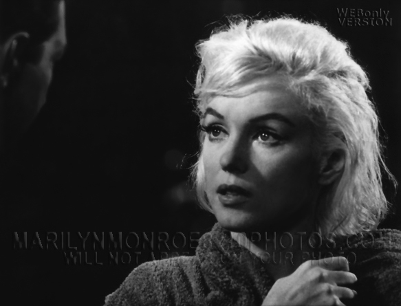 MARILYN MONROE SGTG POOL SCENE UPCLOSE (1) RARE 8x10 PHOTO