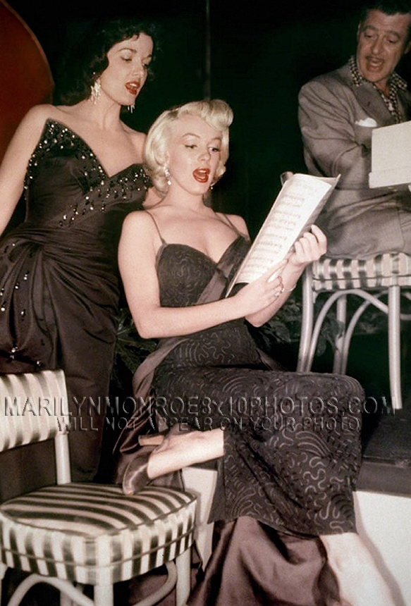 MARILYN MONROE Singing w Jane Russell(1) RARE 8x10 PHOTO