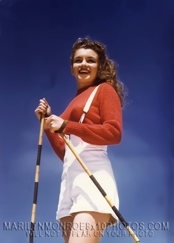 MARILYN MONROE SKIING IN RED 1943 (3) RARE 8x10 PHOTOS