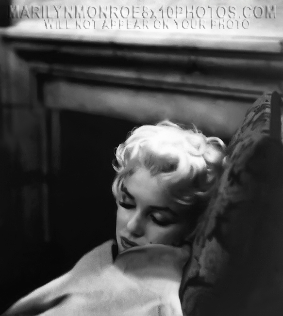 MARILYN MONROE SLEEPING PEACEFULLY(1) RARE 8x10 PHOTO