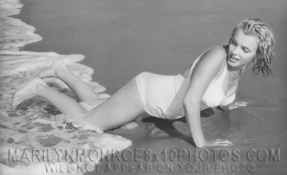 MARILYN MONROE SPLASHING THE OCEAN (3) RARE 8x10 PHOTOS 