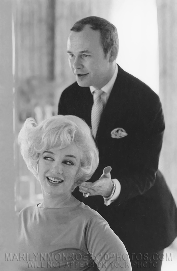 MARILYN MONROE THE HAIR FIXER (2) RARE 8x10 PHOTOS