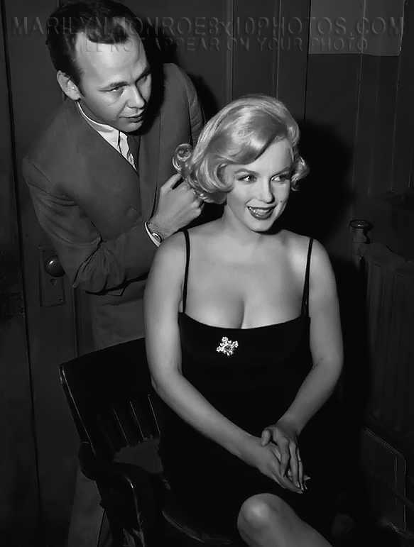 MARILYN MONROE THE HAIR STYLIST(1) RARE 8x10 PHOTO