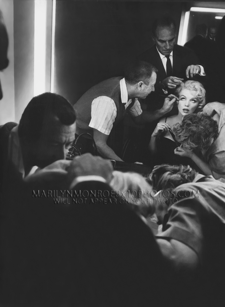 MARILYN MONROE THE MAKEUP TEAM (2) RARE 8x10 PHOTOS 
