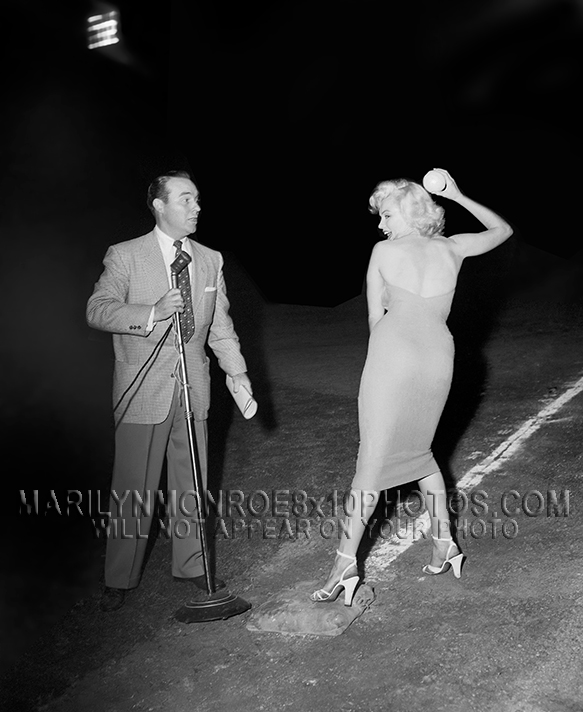 MARILYN MONROE THROWING FIRST PiTCH (1) RARE 8x10 PHOTO