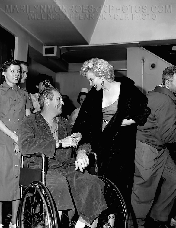MARILYN MONROE Visiting The Injured (1) RARE 8x10 PHOTO