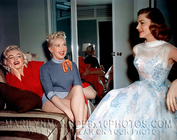MARILYN MONROE with BACALLnGRABLE (1) RARE 8x10 PHOTO