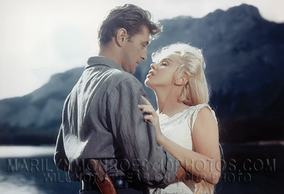 MARILYN MONROE wRobert Mitchum ONSET (2) RARE 8x10 PHOTOS 