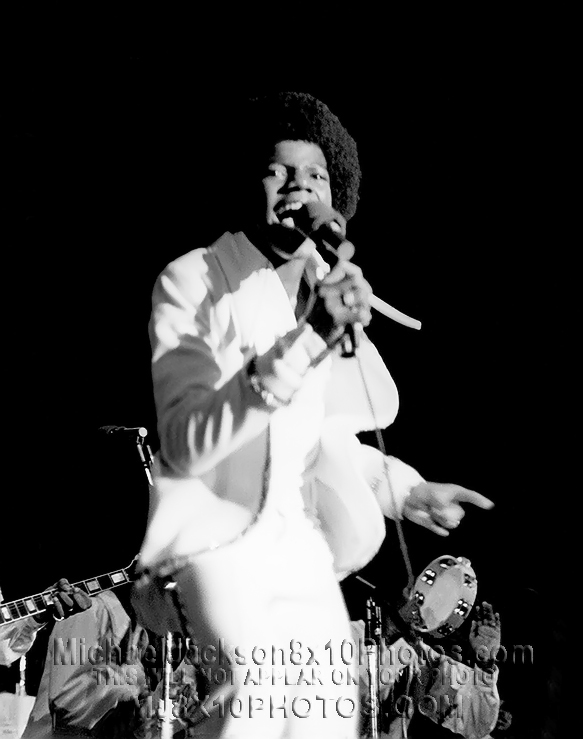 MICHAEL JACKSON  1971 at 12 years Live (3) RARE 8x10 PHOTOS