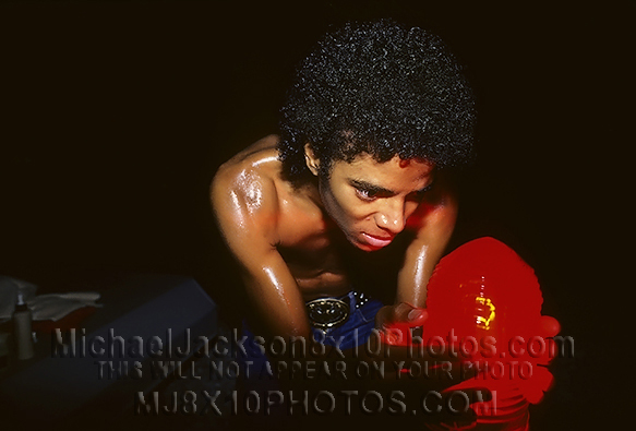 MICHAEL JACKSON  1981 RED LIGHT WONDER (3) RARE 8x10 PHOTOS