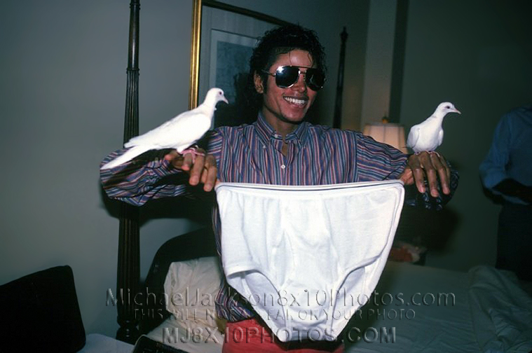 MICHAEL JACKSON 1984 BIRDSnUNDERWEAR (1) RARE 8x10 PHOTO