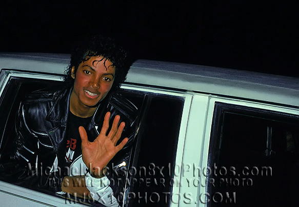 MICHAEL JACKSON  1984 LIMO WAVE (2) RARE 8x10 PHOTOS