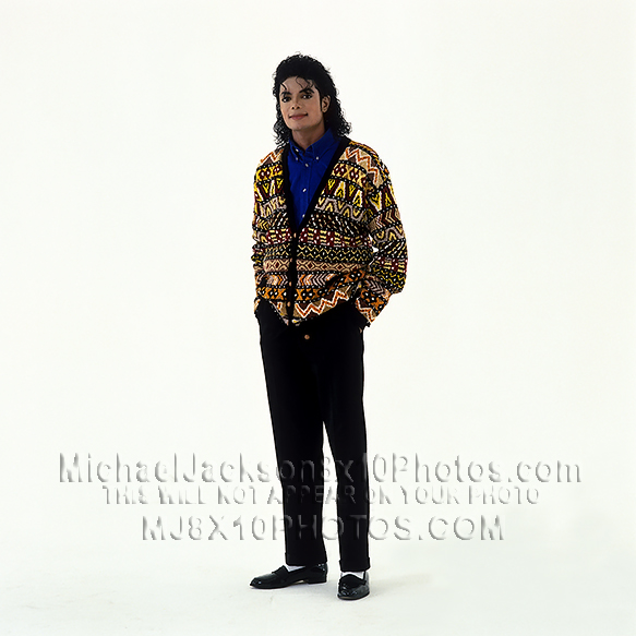 MICHAEL JACKSON  1992 inCASUAL ATTIRE (2) RARE 8x10 PHOTOS