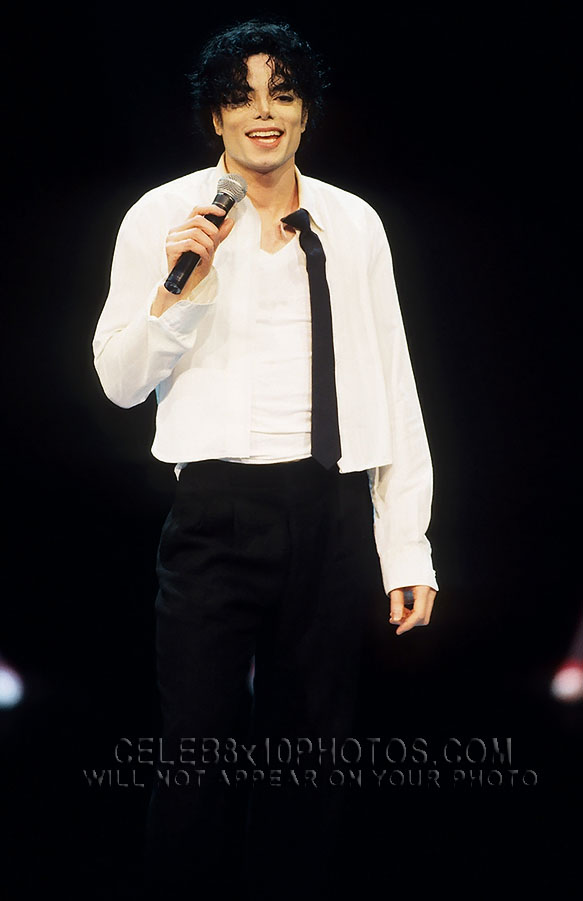 MICHAEL JACKSON 1996 VMA SHOW (3) RARE 8x10 PHOTOS