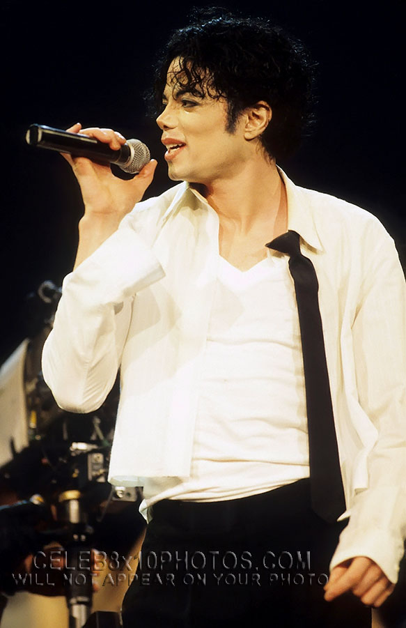MICHAEL JACKSON 1996 VMA SHOW (3) RARE 8x10 PHOTOS