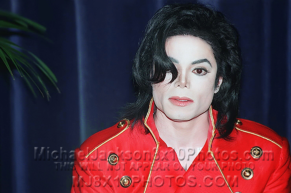 MICHAEL JACKSON 1999 UPCLOSE! (3) RARE 8x10 PHOTOS