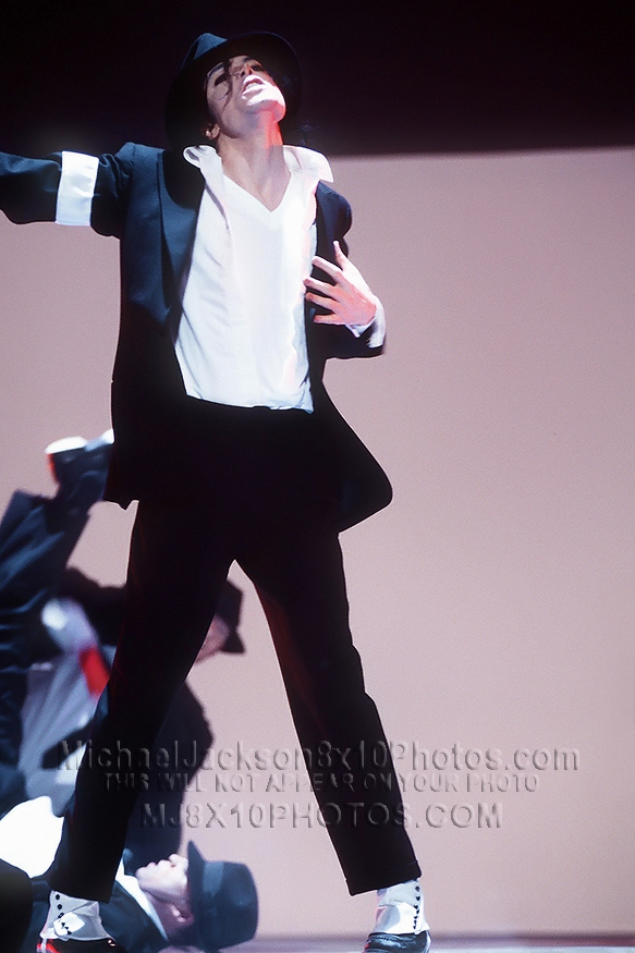 MICHAEL JACKSON AMAWARDS PERFORMANCE (3) RARE 8x10 PHOTOS