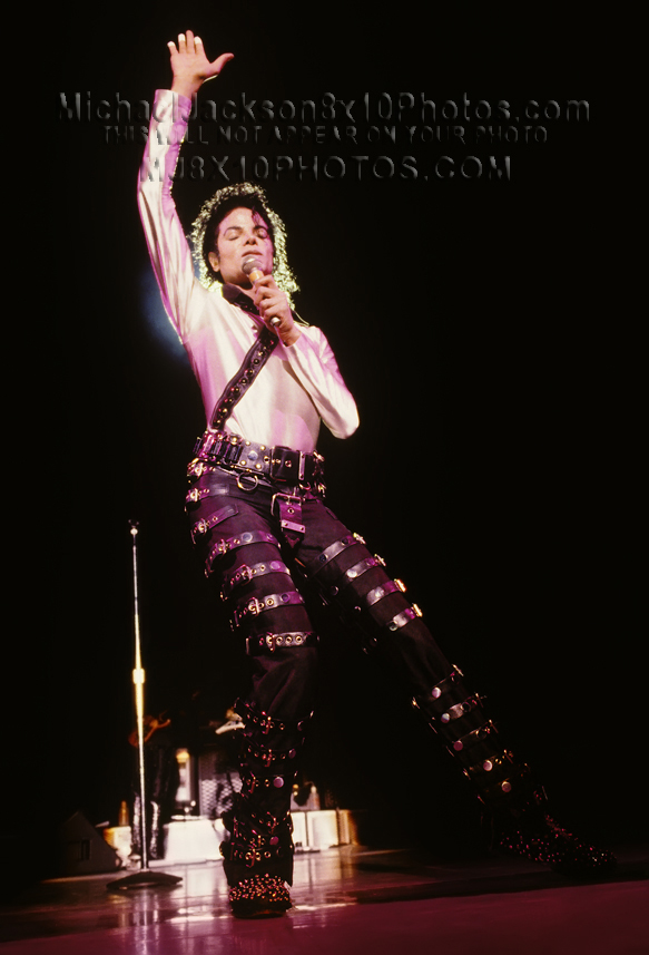 MICHAEL JACKSON BAD TOUR STAGE POSES (3) RARE 8x10 PHOTOS