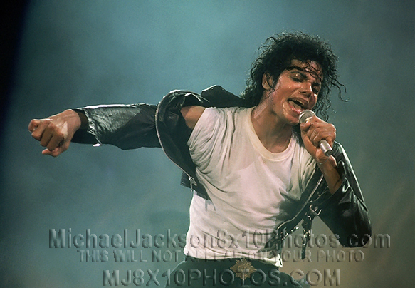 MICHAEL JACKSON  BAD TOUR SWEAT (3) RARE 8x10 PHOTOS