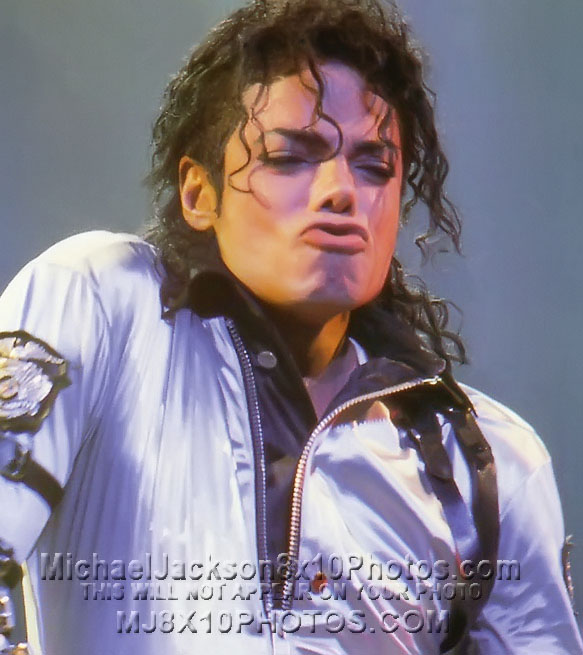 MICHAEL JACKSON BAD TOUR UPCLOSE! (3) RARE 8x10 PHOTOS