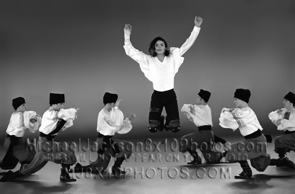 MICHAEL JACKSON BLACKnWHITE ONSET (2) RARE 8x10 PHOTOS