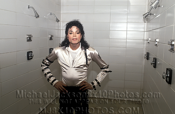 MICHAEL JACKSON DANGEROUS in SHOWERS(1) RARE 8x10 PHOTO