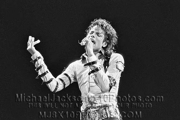 MICHAEL JACKSON DANGEROUSTOUR ONSTAGE (3) RARE 8x10 PHOTOS