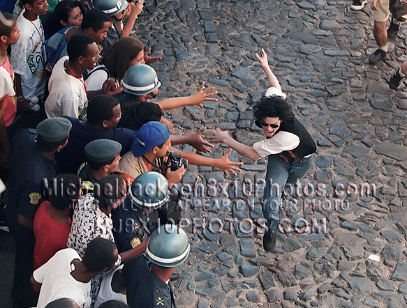 MICHAEL JACKSON  OLODUM BRAZIL (3) RARE 8x10 PHOTOS