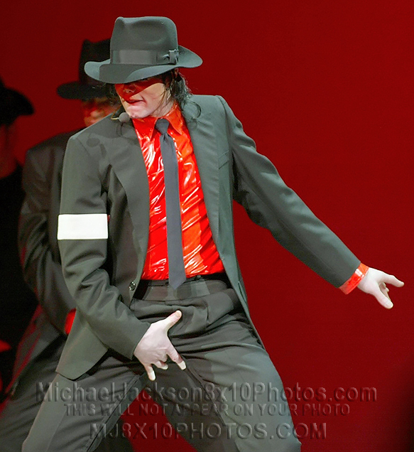 MICHAEL JACKSON  PLASTICREDSHIRT SHOW (3) RARE 8x10 PHOTOS