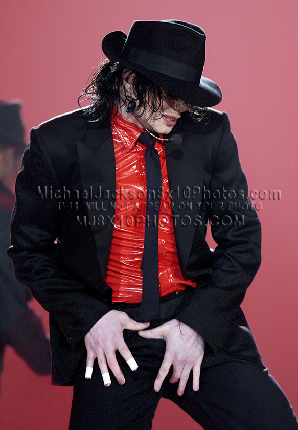 MICHAEL JACKSON  RED PLASTIC SHIRTSHOW (3) RARE 8x10 PHOTOS