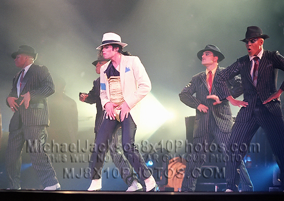 MICHAEL JACKSON  SMOOTH CRIMINAL LIVE! (3) RARE 8x10 PHOTOS