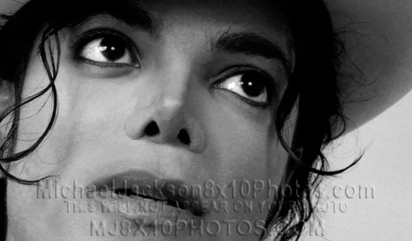 MICHAEL JACKSON SMOOTH MJ UPCLOSE (2) RARE 8x10 PHOTOS