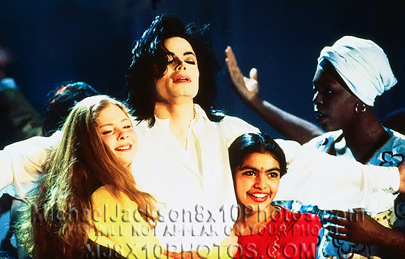 MICHAEL JACKSON  THE EARTH SONG STAGE12 (3) RARE 8x10 PHOTOS