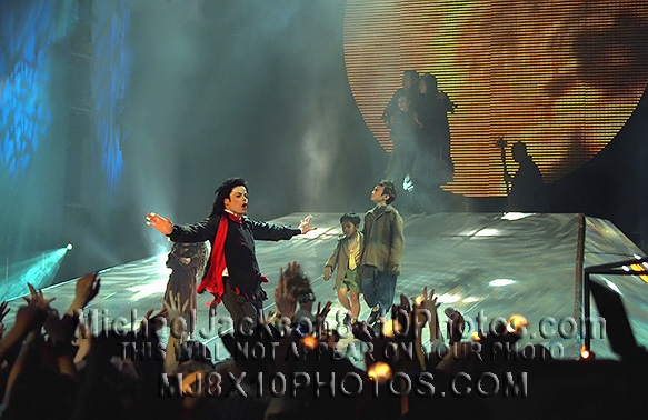 MICHAEL JACKSON  THE EARTH SONG STAGE7 (3) RARE 8x10 PHOTOS