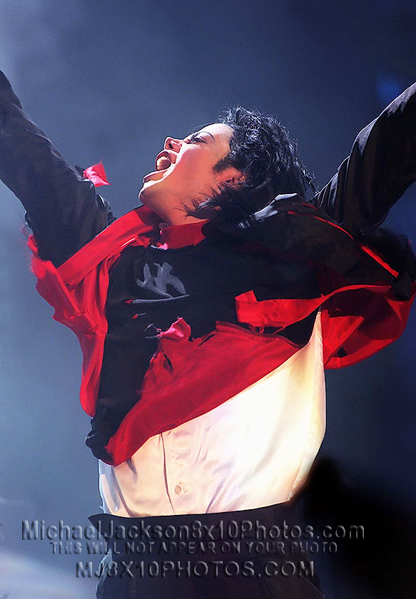 MICHAEL JACKSON  THE EARTH SONG STAGE9 (3) RARE 8x10 PHOTOS