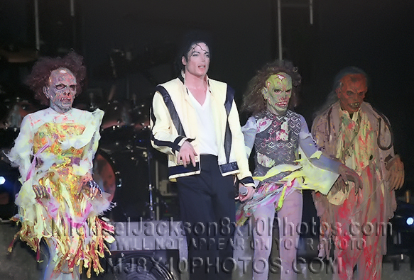 MICHAEL JACKSON THRILLER LIVE nYELLOW (3) RARE 8x10 PHOTOS